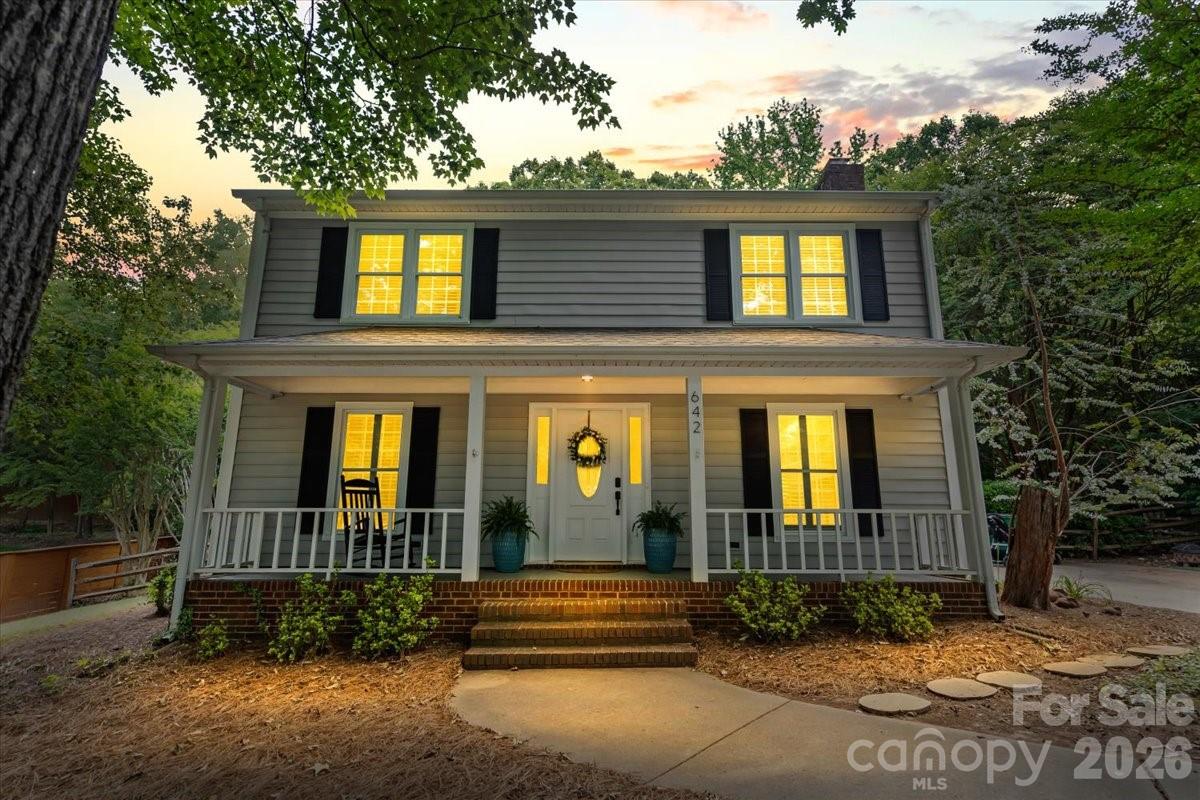 642 Furrow Dr, Charlotte, NC 28270