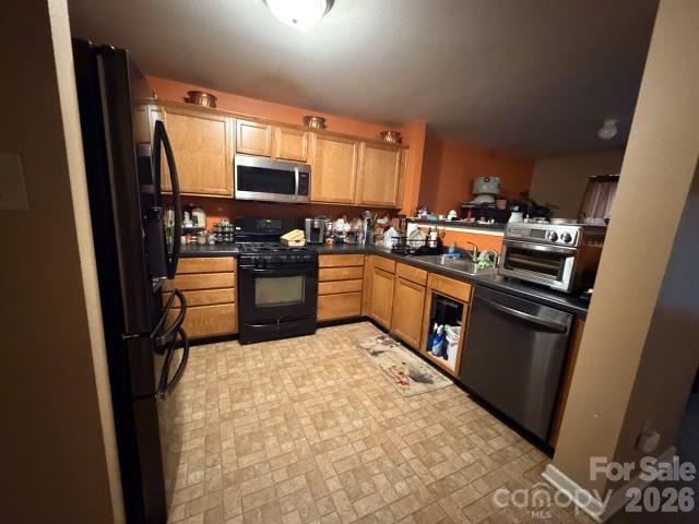 1301 Allegiance Dr, Charlotte, NC 28217