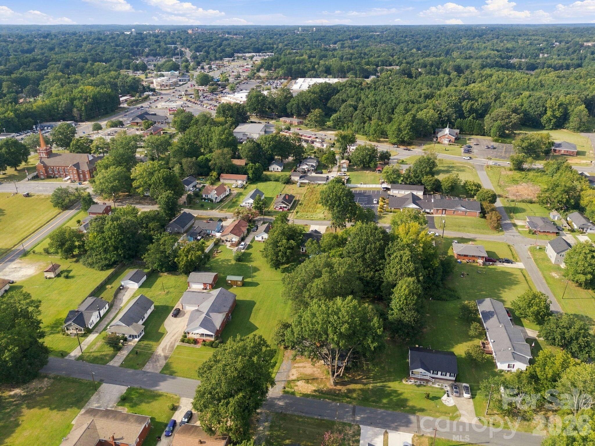 909 Rhode Island Ave, Kannapolis, NC 28083
