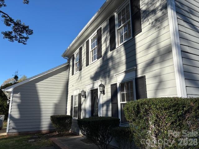 5324 Donnefield Dr, Charlotte, NC 28227