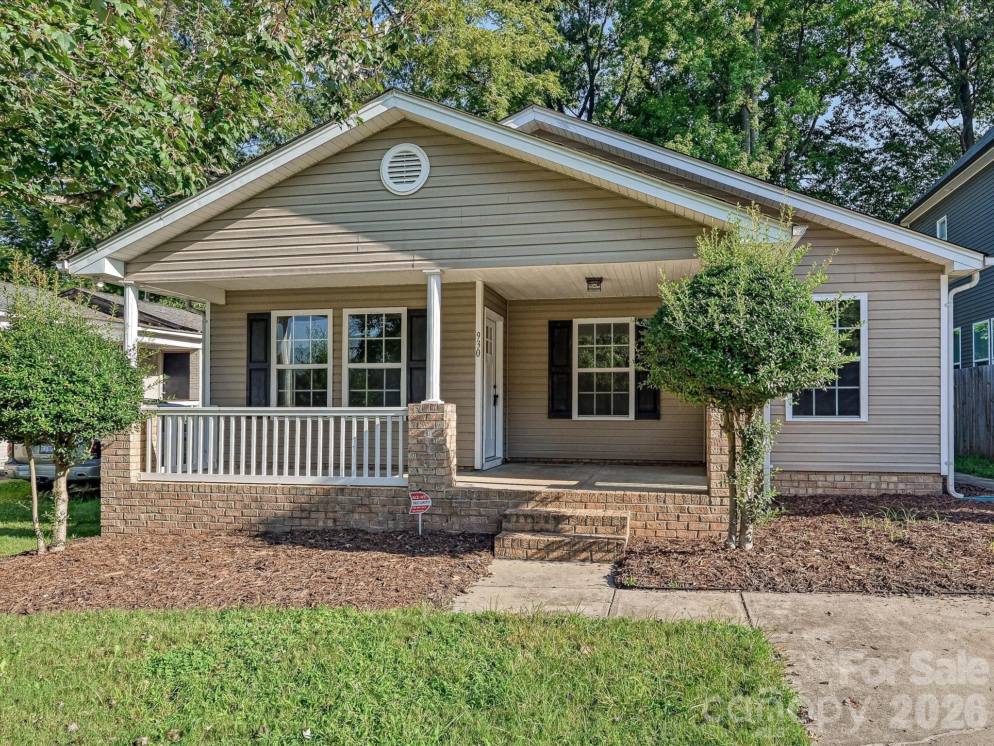 930 Wainwright Ave, Charlotte, NC 28206