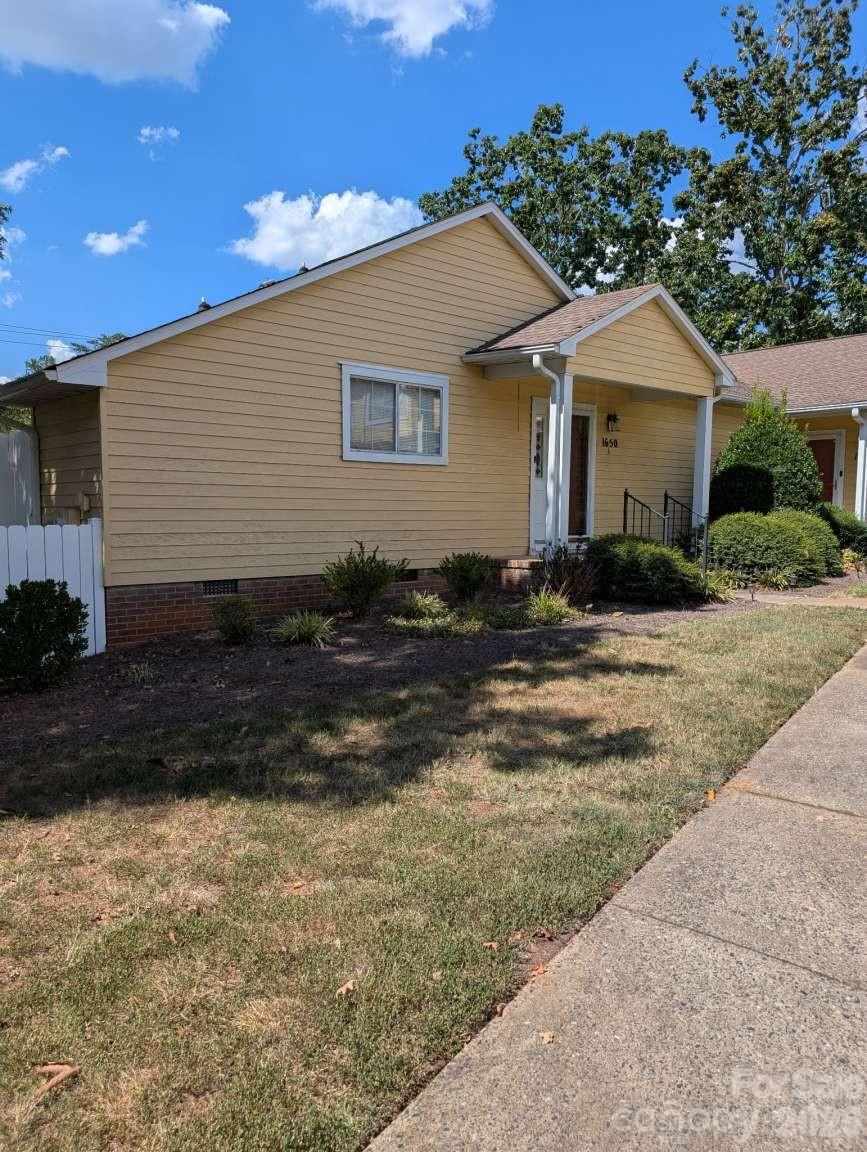 1650 Robins Nest Ct #A, Gastonia, NC 28054