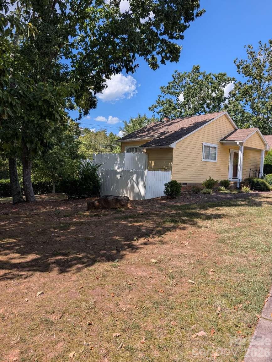 1650 Robins Nest Ct #A, Gastonia, NC 28054