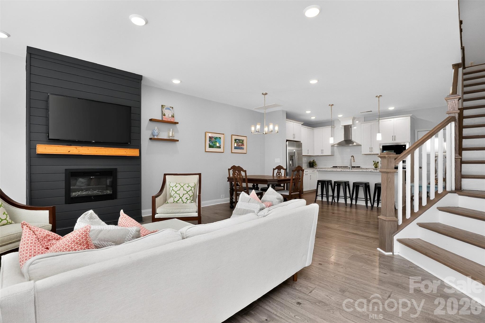 3121 Ada Mill Al, Charlotte, NC 28205