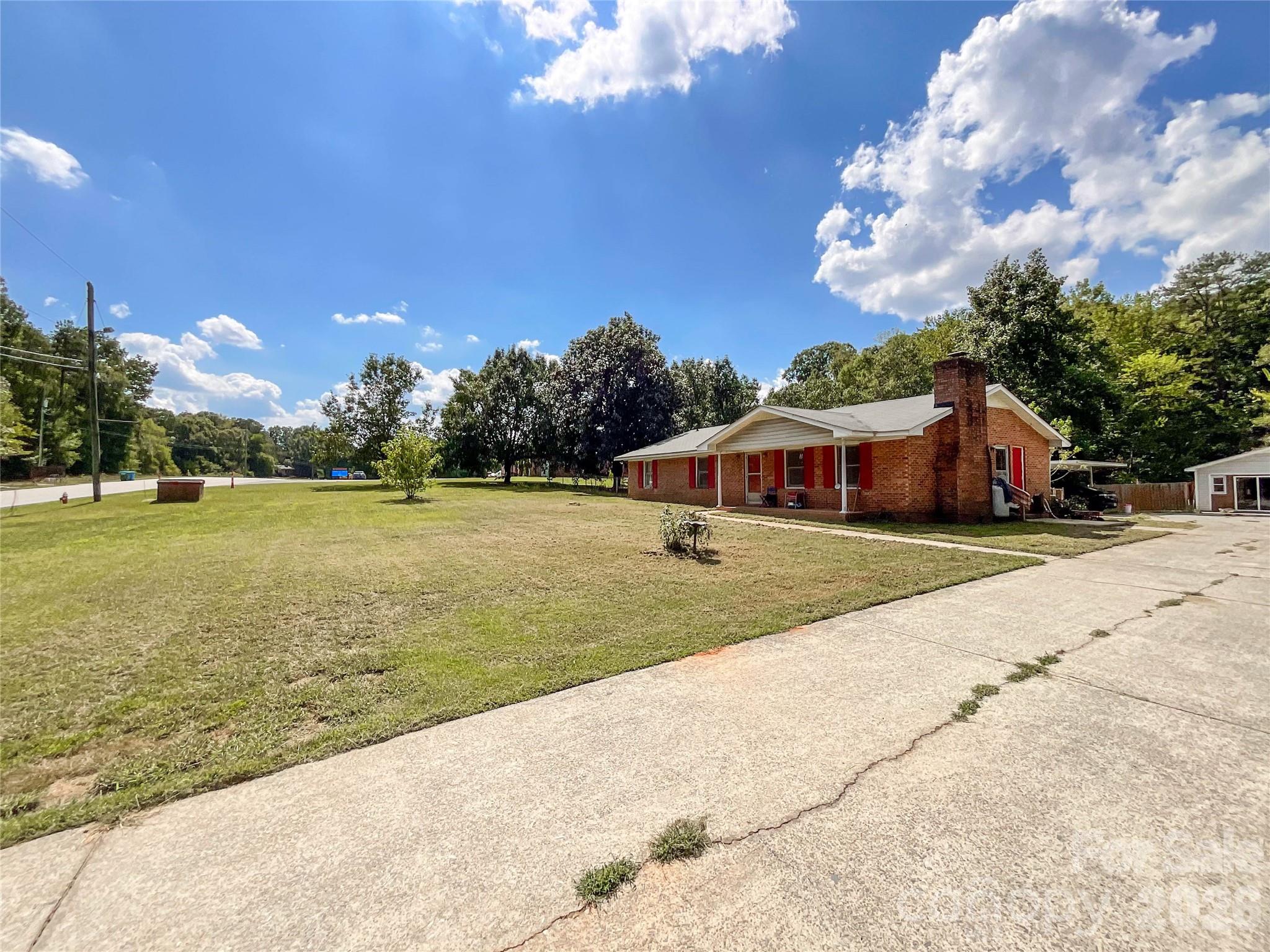 3304 Griffith Rd, Monroe, NC 28112