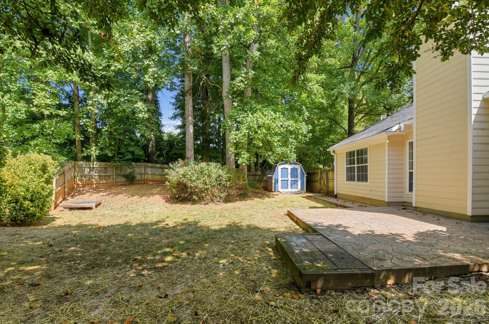 9210 Rotherham Ln, Charlotte, NC 28216