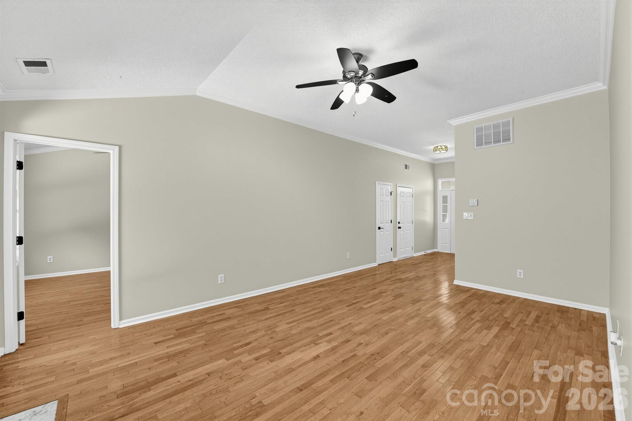 9210 Rotherham Ln, Charlotte, NC 28216