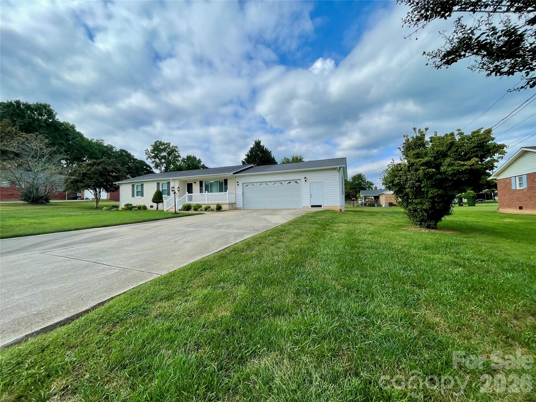 5708 Danville Dr, Kannapolis, NC 28081