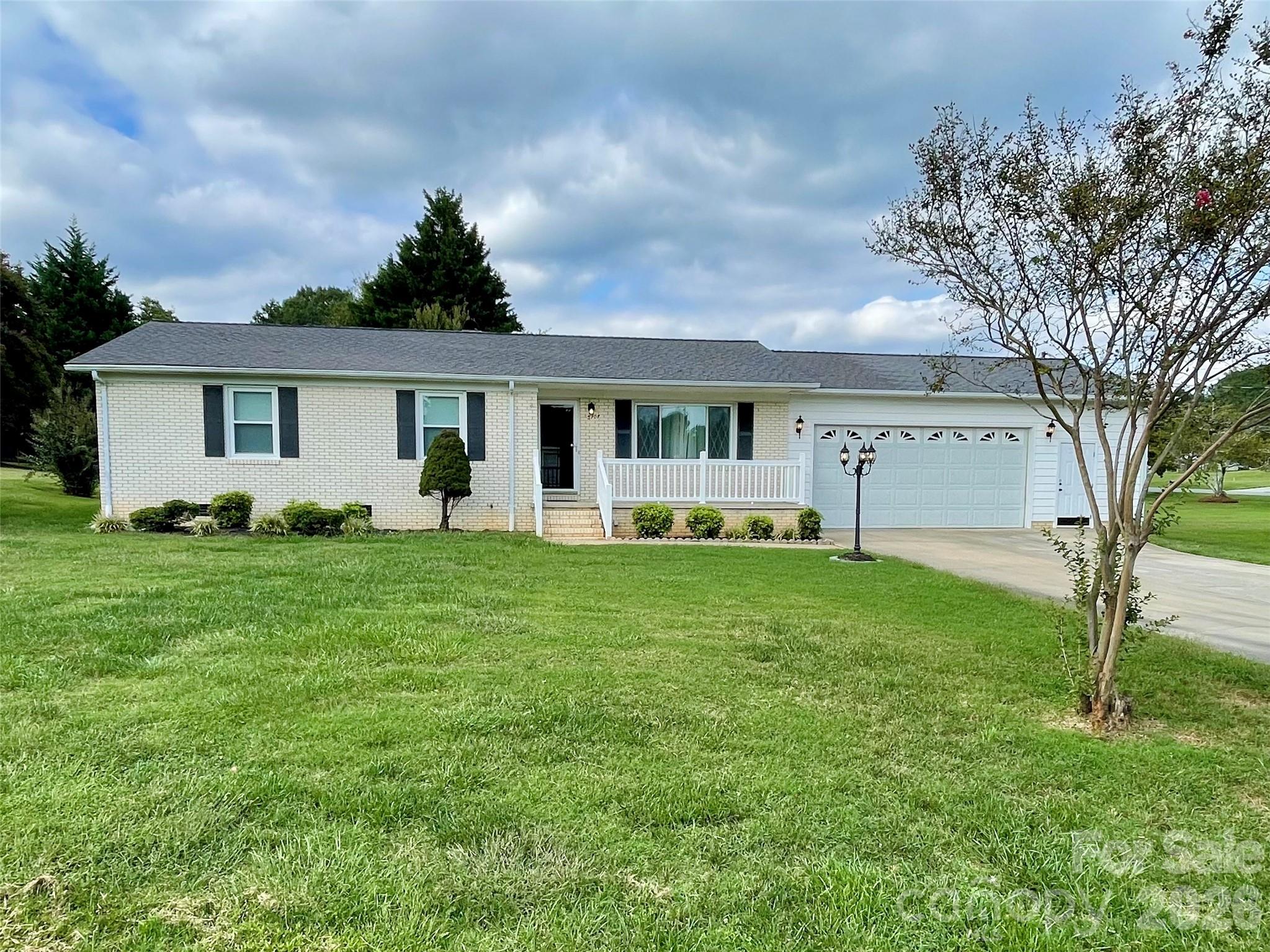 5708 Danville Dr, Kannapolis, NC 28081