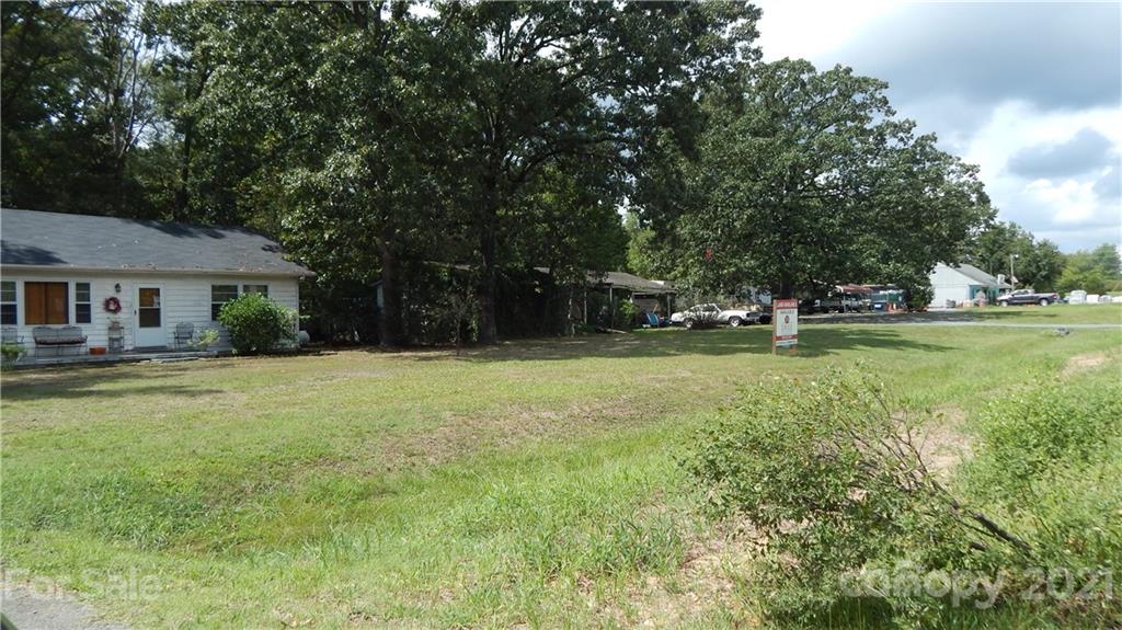 14404 Lawyers Rd, Matthews, NC 28104