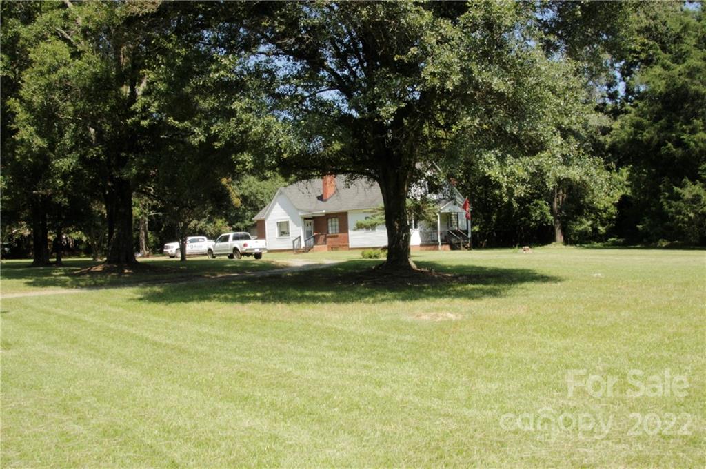 9909 Idlewild Rd, Matthews, NC 28105