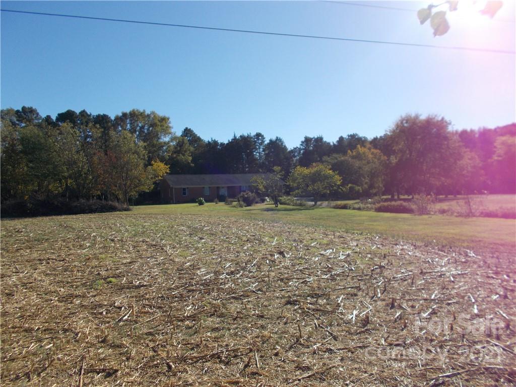 109 Brief Rd W, Fairview, NC 28079