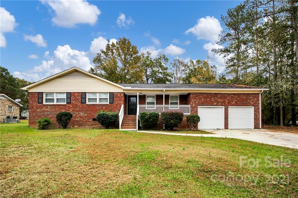 2599 Lewis Dr, Lancaster, SC 29720