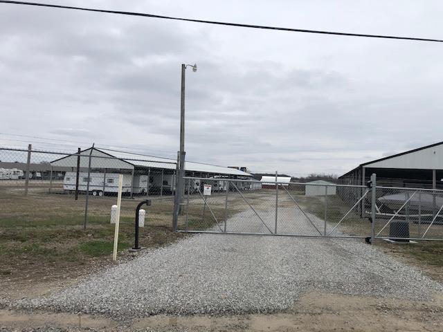 990 SE 7 Hw, Clinton, MO 64735