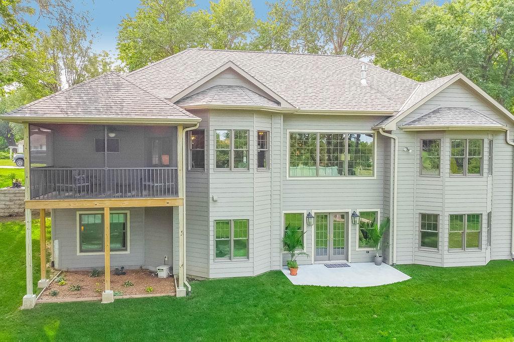 21 Ridgeland Rd, Country Club, MO 64505