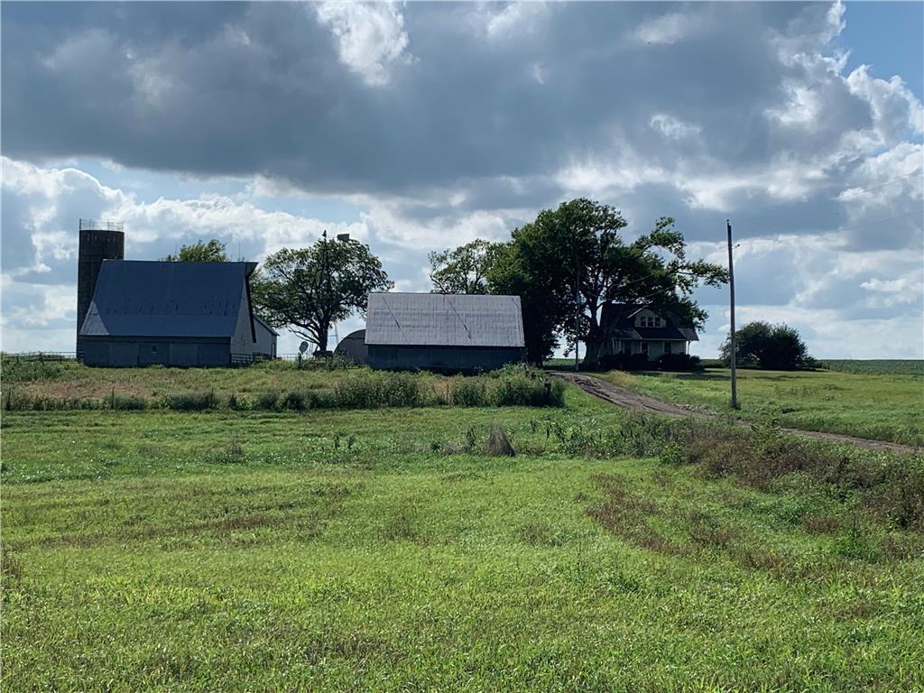 381 E 1100 Rd, Baldwin City, KS 66006
