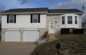 740 Kathy Ln, Jefferson City, MO 65109
