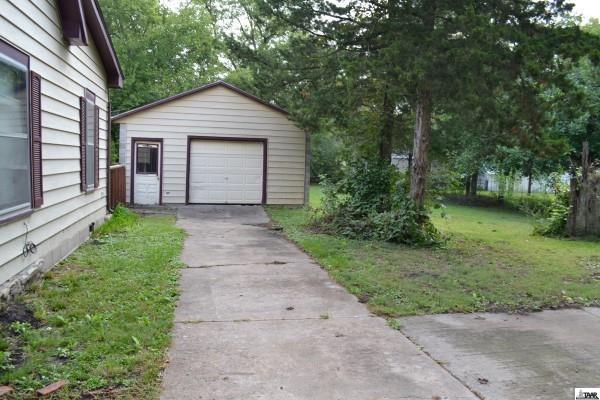 302 Highland Ave, Denison, KS 66419