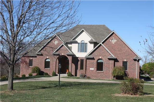 12211 Palmer Dr, Country Club, MO 64505