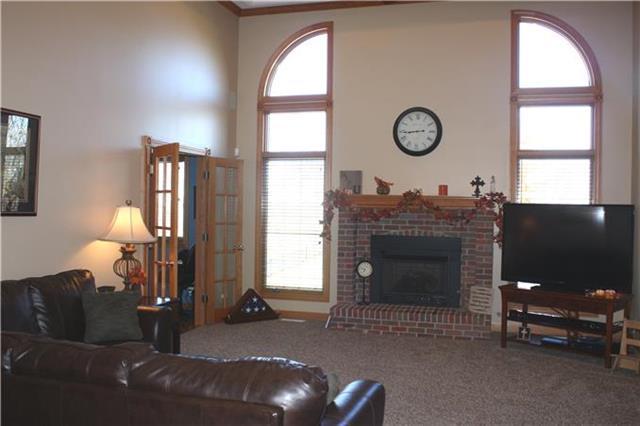 12211 Palmer Dr, Country Club, MO 64505