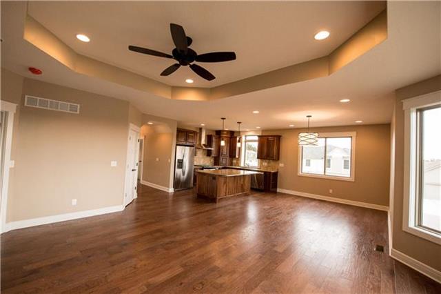 2133 Little Kitten Ave, Manhattan, KS 66503