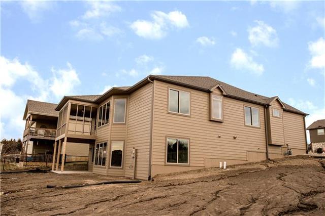 2133 Little Kitten Ave, Manhattan, KS 66503