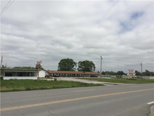 901 Roseport Rd, Wathena, KS 66090