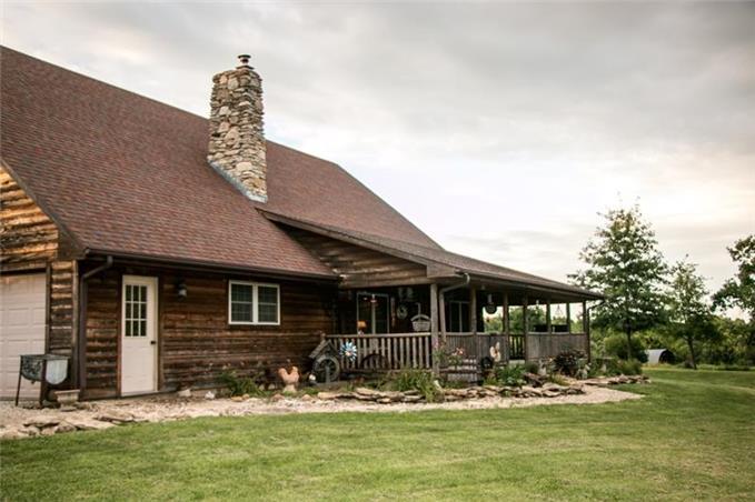 3399 Liv 522 St, Chillicothe, MO 64601