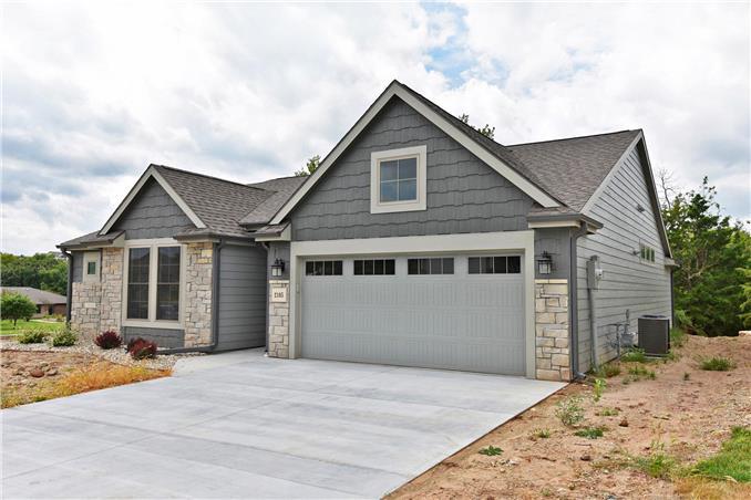 2105 Little Kitten Ave, Manhattan, KS 66503