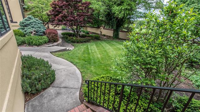 3101 Frederick Ave, St Joseph, MO 64506