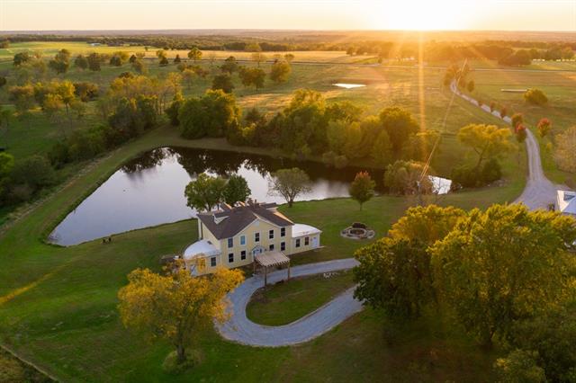 32461 Block Rd, Paola, KS 66071