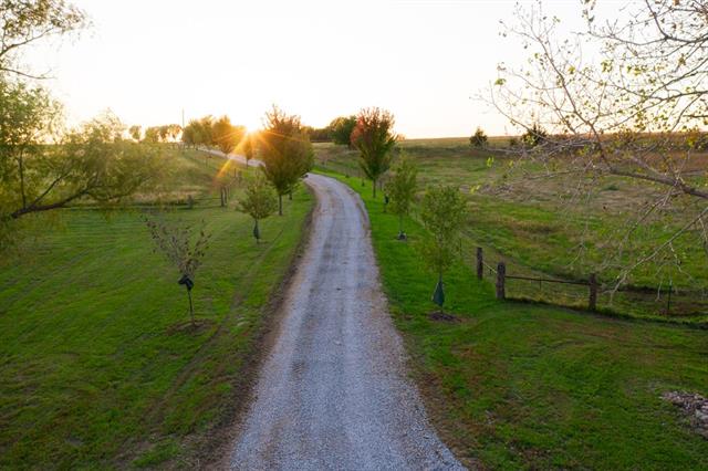 32461 Block Rd, Paola, KS 66071
