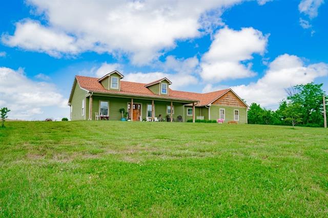 822 321st Rd, Leeton, MO 64761