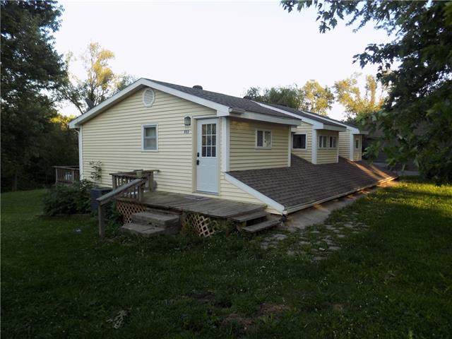 903 Main St, Stewartsville, MO 64490