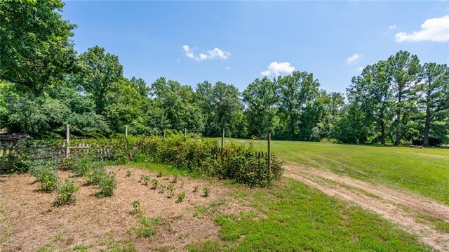138 NW 400th Rd, Clinton, MO 64735