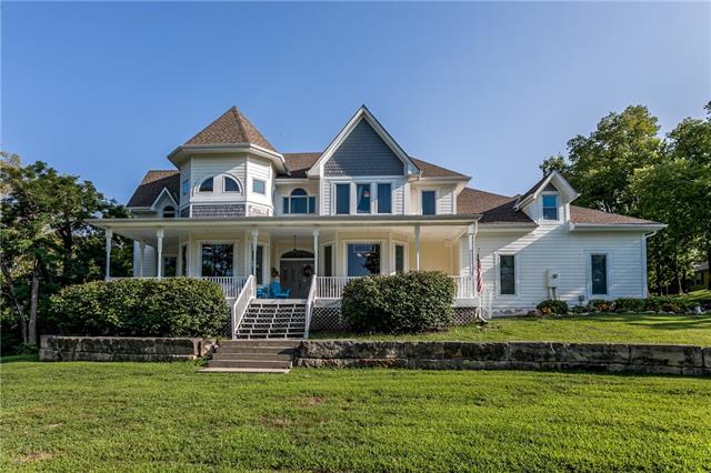 6630 Oak Grove Rd, Kansas City, KS 66106