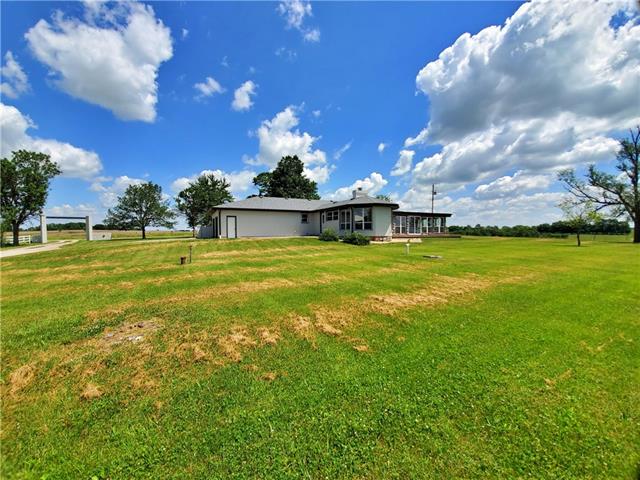 98 NE Cc Hw, Leeton, MO 64761