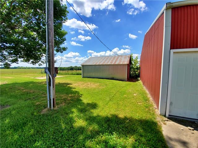 98 NE Cc Hw, Leeton, MO 64761