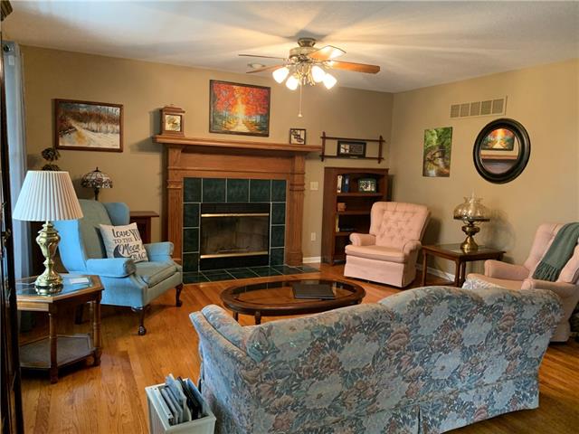 10444 SW Willard Rd, Stewartsville, MO 64490