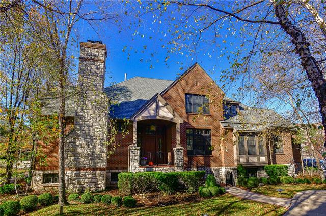 4935 Central St, Kansas City, MO 64112