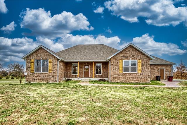 454 SW 35th Rd, Clinton, MO 64735
