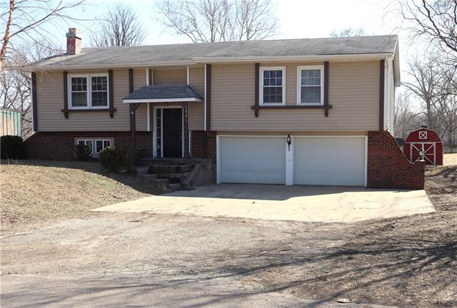 1021 Lakeshore Dr, Rushville, MO 64484