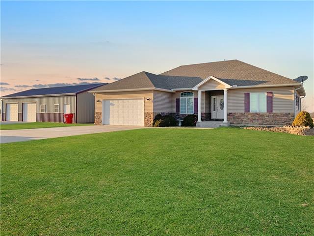 10523 Howe Rd, Lexington, MO 64067