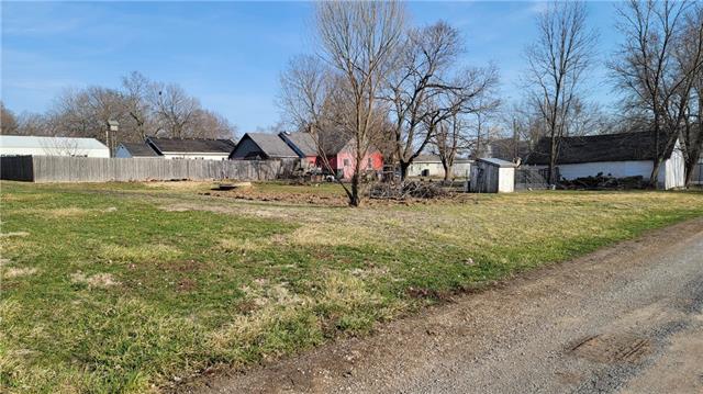 615 Mcfarland St, Barnard, MO 64423