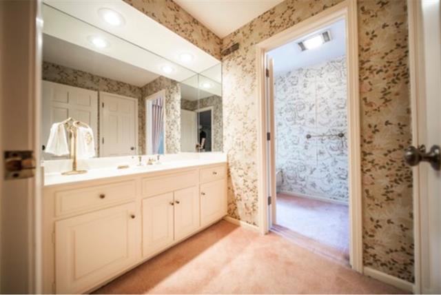 8 Stonecrest St, St Joseph, MO 64506