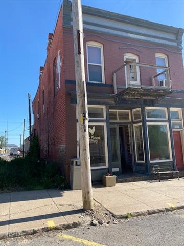 120 Grand Ave, Forest City, MO 64451