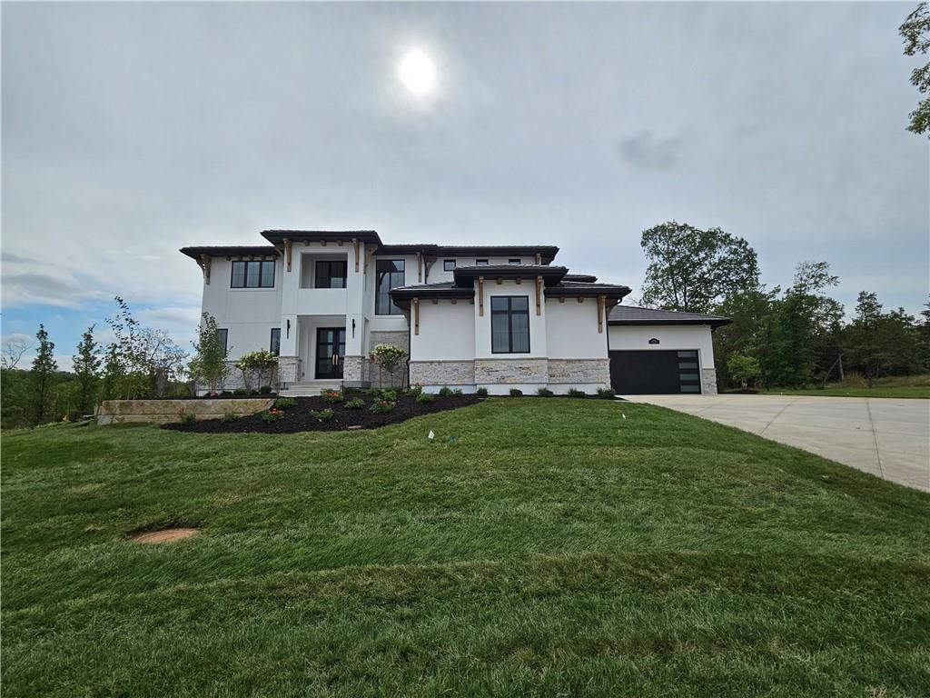 21323 W 93rd Ct, Lenexa, KS 66220