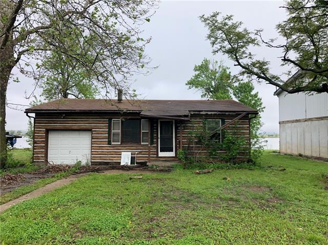 1110 Lakeshore Dr, Rushville, MO 64484
