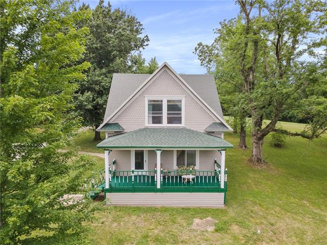 49962 E 136th St, Norborne, MO 64668