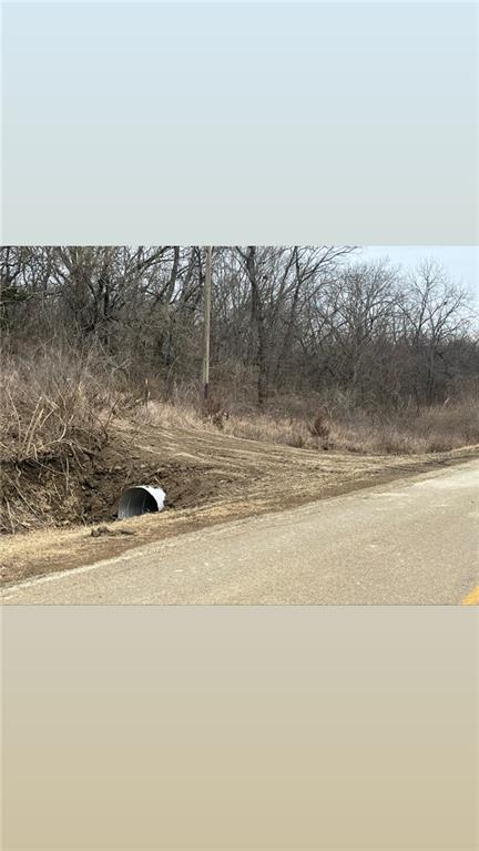 00001 Ferguson Rd, Ozawkie, KS 66070